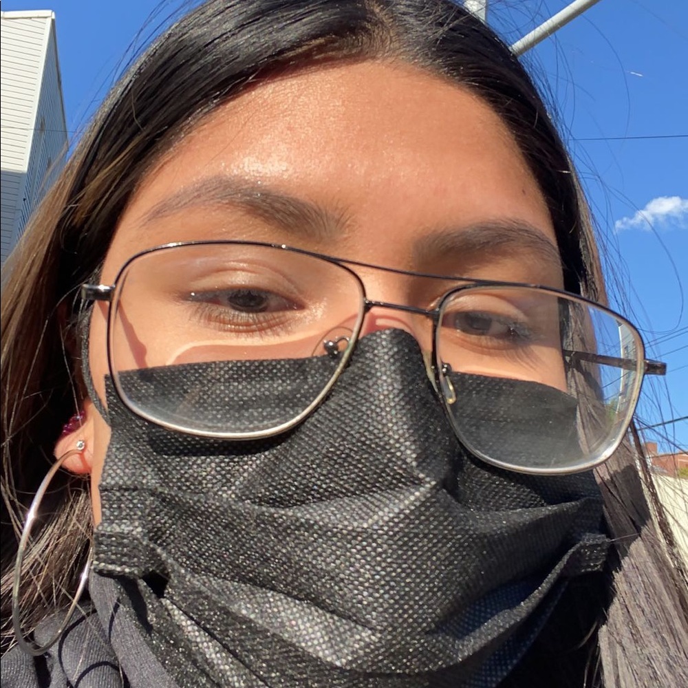 Meet your Posher, Kelly